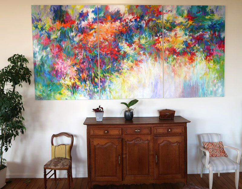 Painting by Mary Chaplin transforms the room
